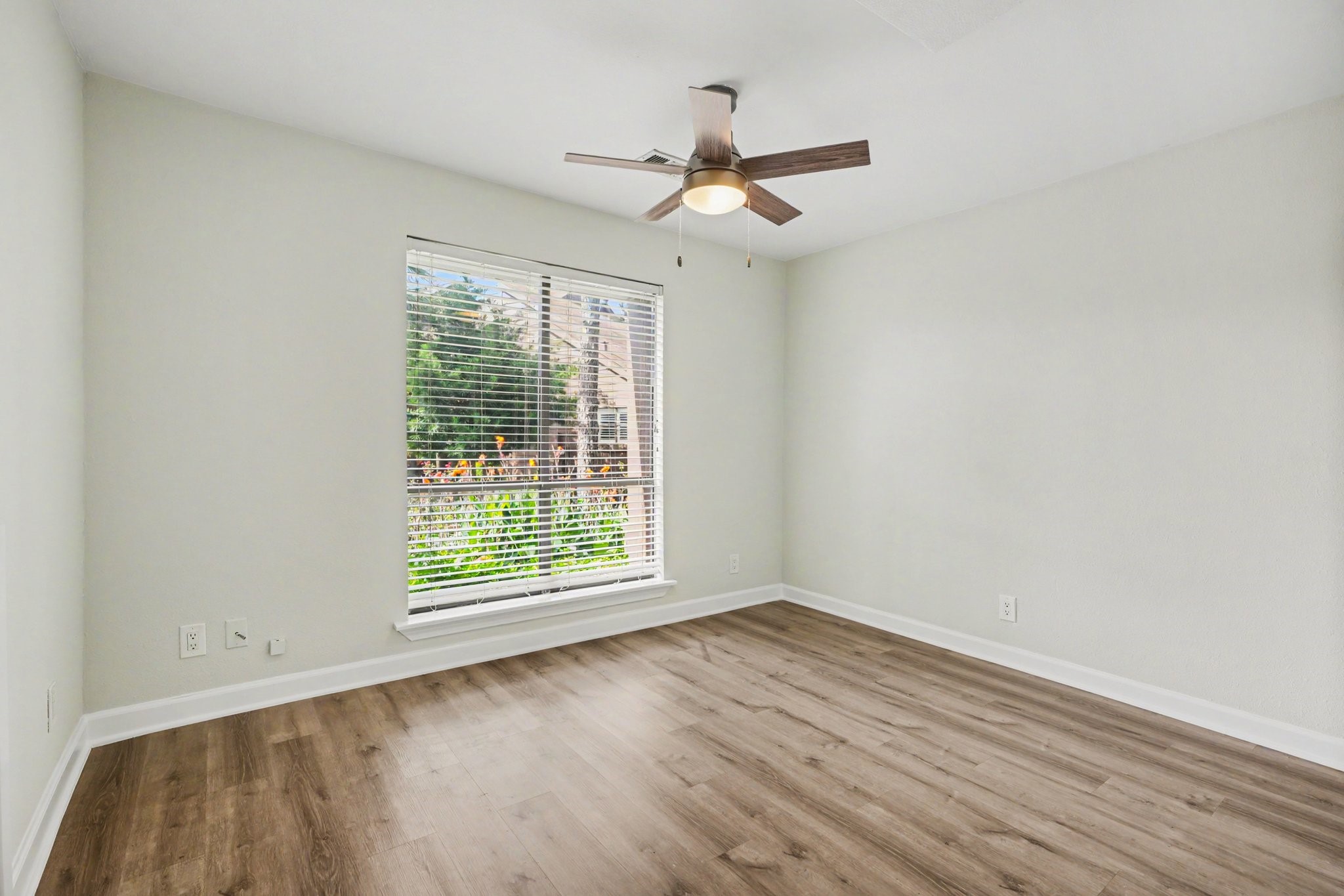 723 Davis Road League City, TX 77573 - Photo 13 of 18