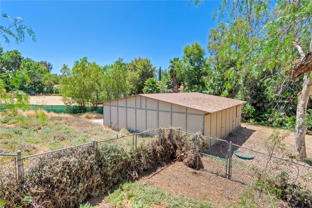 18563 Chickory Drive Riverside, CA 92504 - Photo 24 of 33 Gallery Image 24