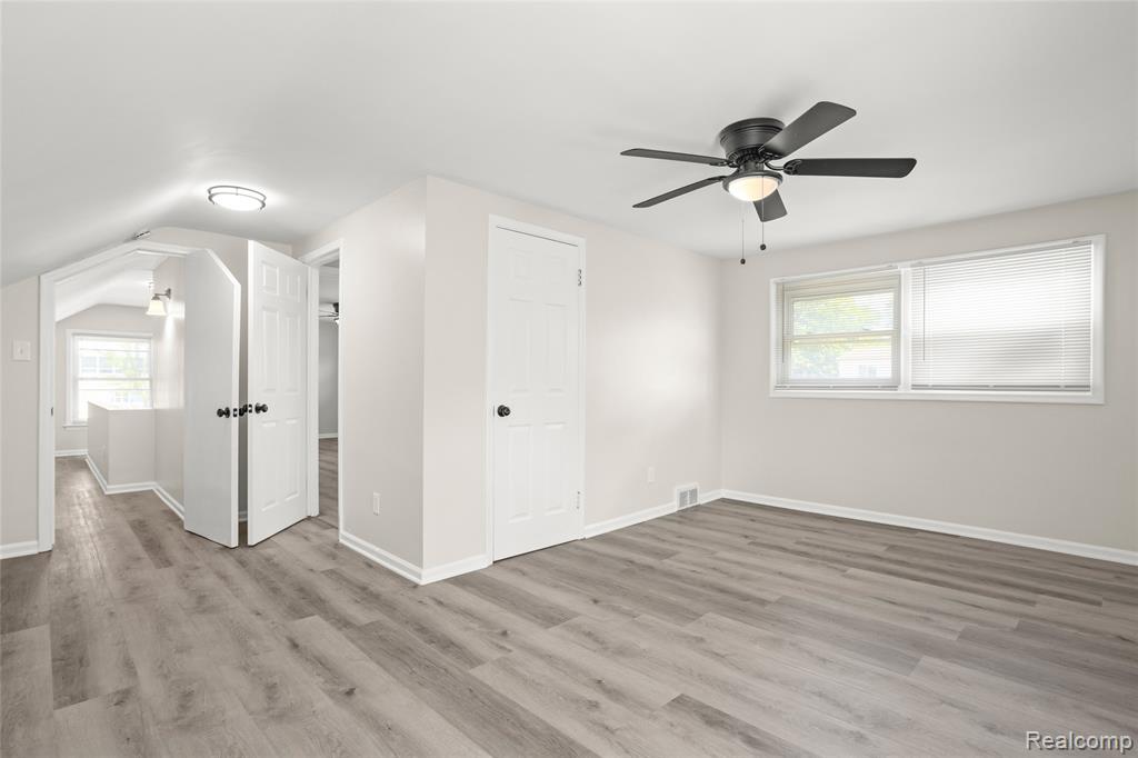17700 Edinborough Road Detroit, MI 48219 - Photo 24 of 34