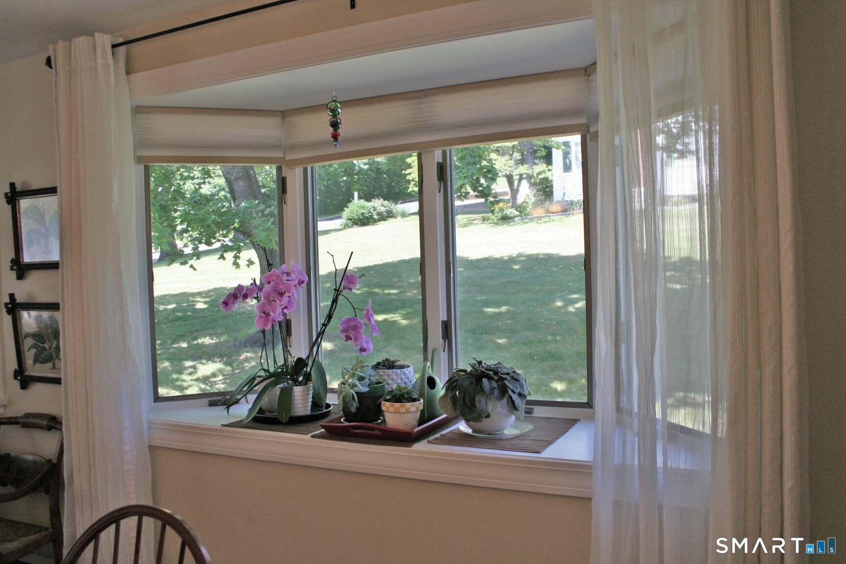 65 Prout Hill Road Middletown, CT 06457 - Photo 7 of 31 Dining room also has a garden window