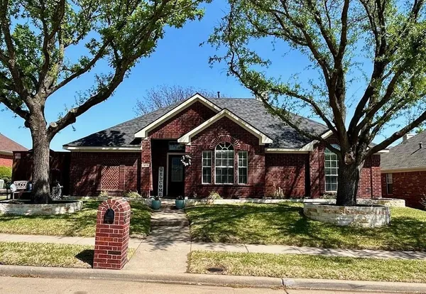 $2,600 | 7928 Hazeltine Drive, Plano, TX 75025
