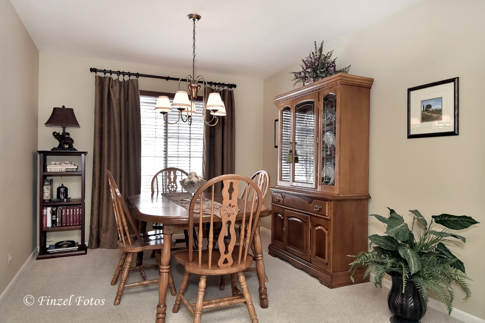 10 Falcon Ridge Court Algonquin, IL 60102 - Photo 7 of 23
