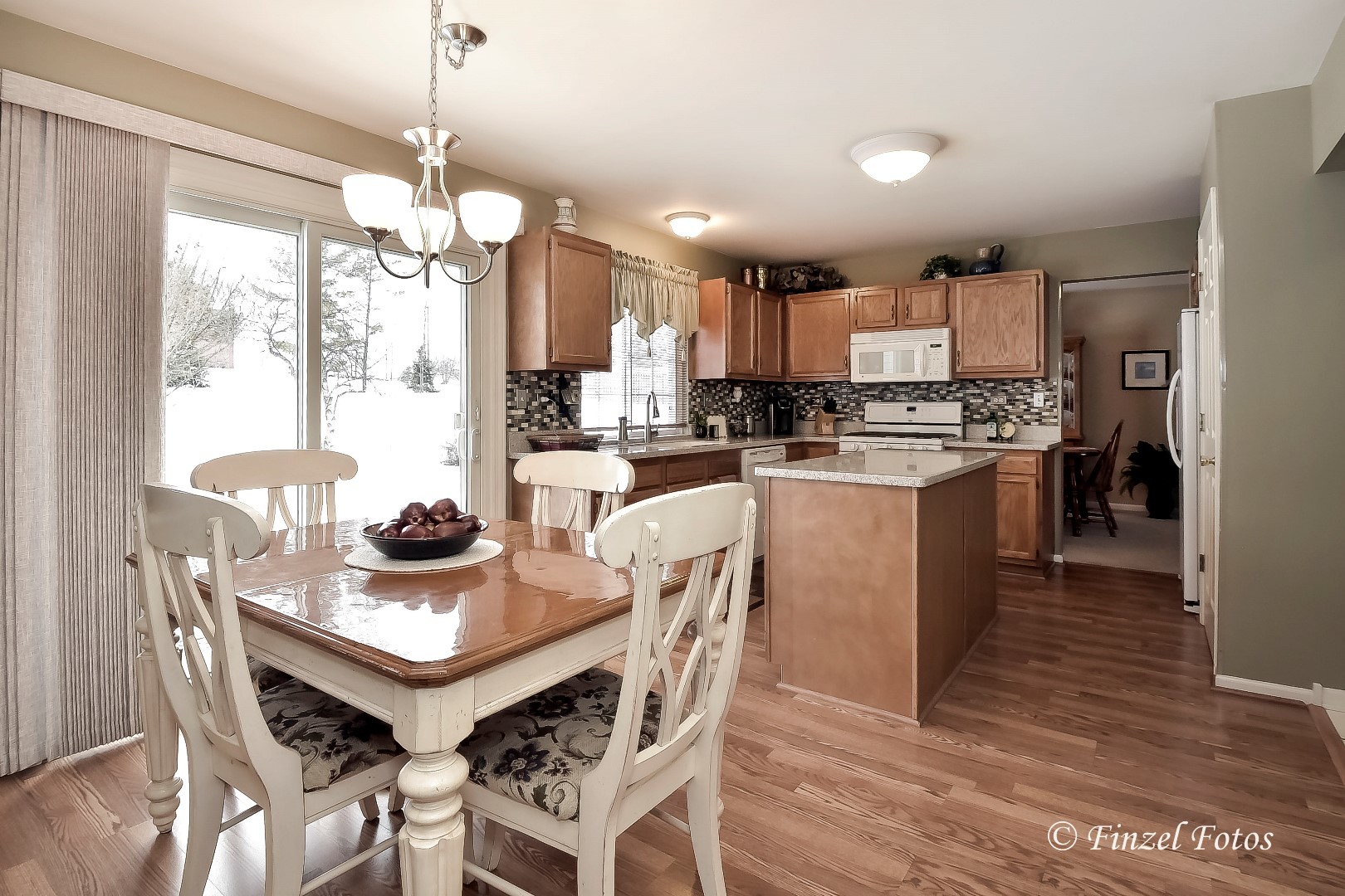 10 Falcon Ridge Court Algonquin, IL 60102 - Photo 9 of 23