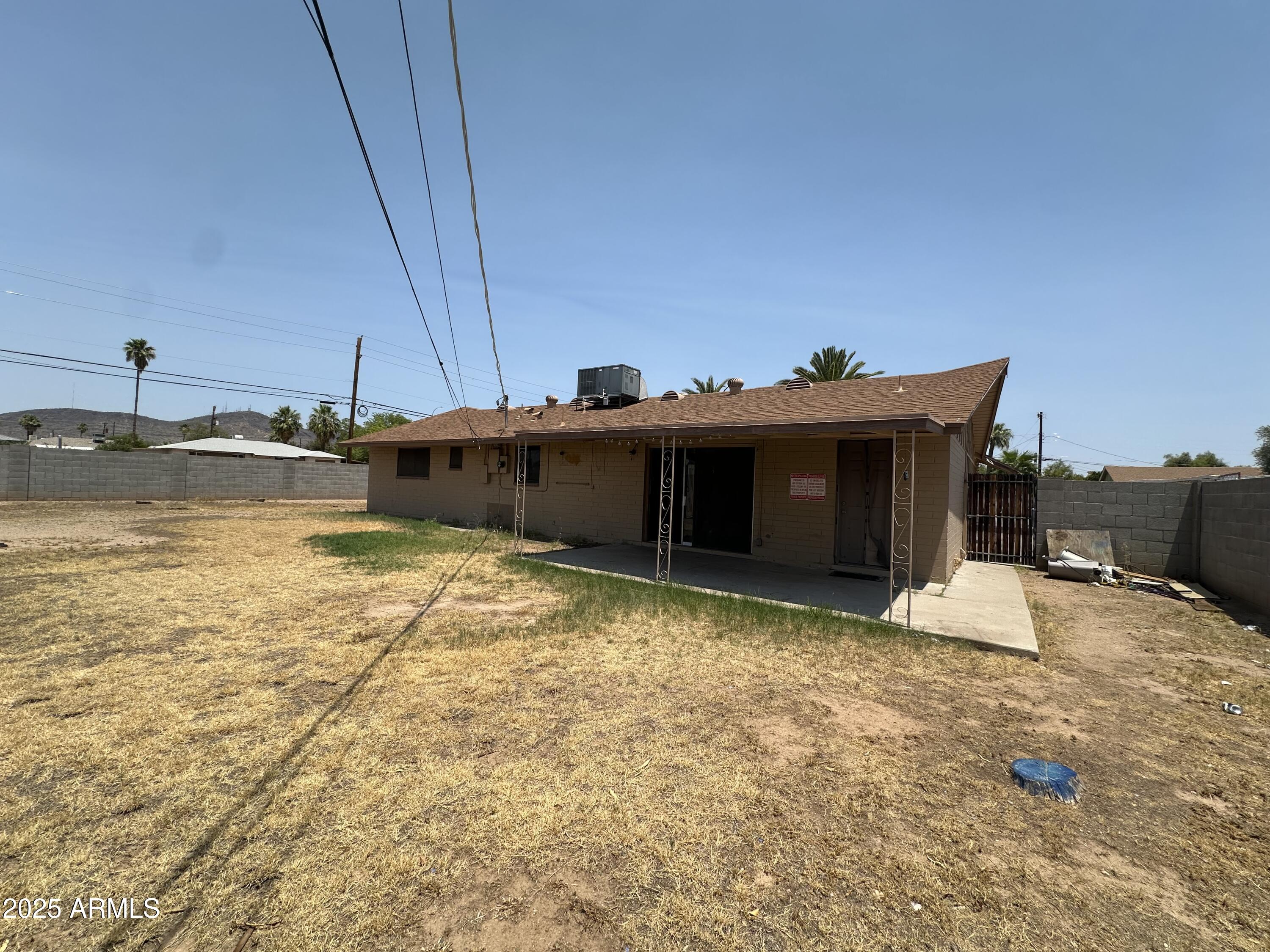 8944 North 17th Lane Phoenix, AZ 85021 - Photo 11 of 11 11