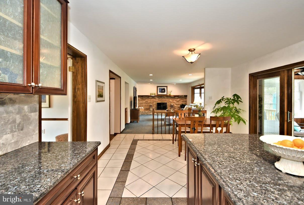 700 Park Road Lansdale, PA 19446 - Photo 25 of 101 View of Kitchen into Farmily Rm.
