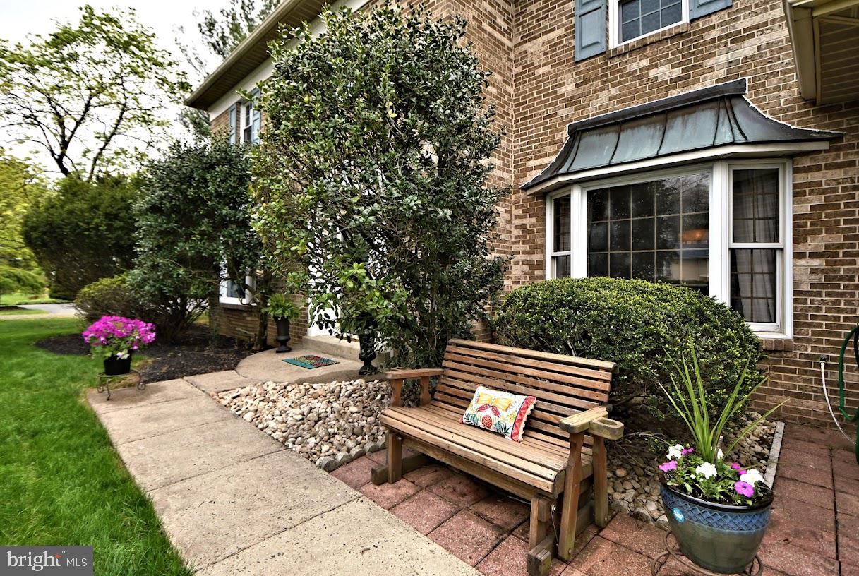 700 Park Road Lansdale, PA 19446 - Photo 3 of 101 Walkway