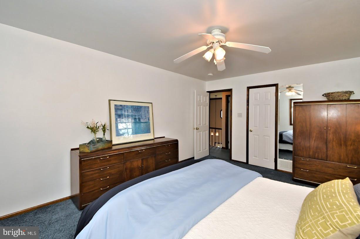 700 Park Road Lansdale, PA 19446 - Photo 49 of 101 View to door