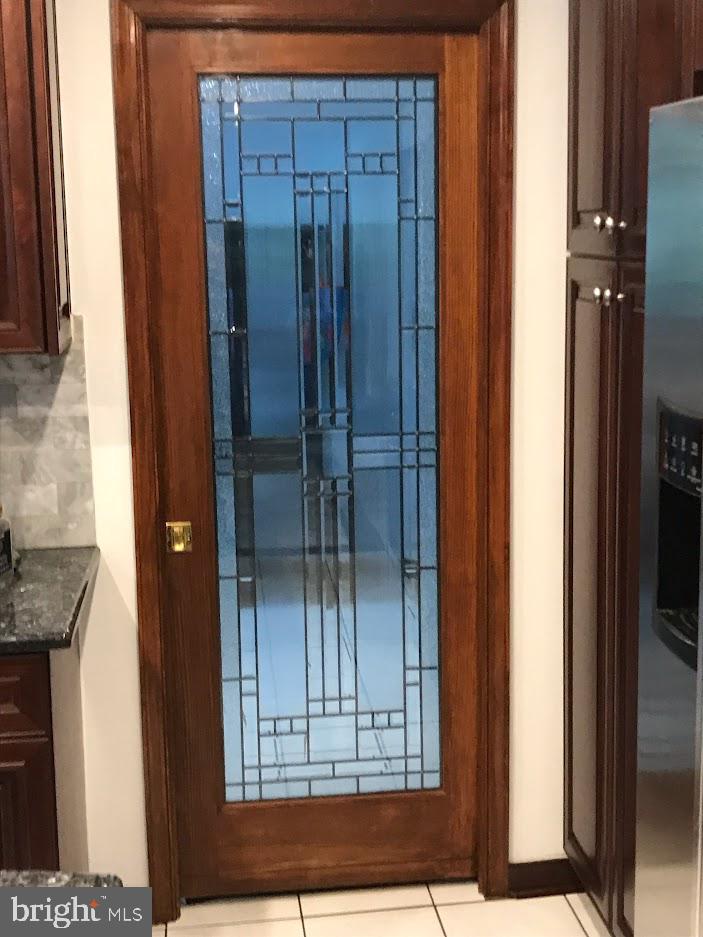 700 Park Road Lansdale, PA 19446 - Photo 67 of 101 Cut Glass Pocket Door to Laundry