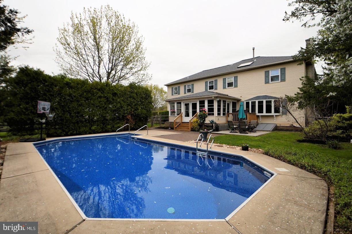 700 Park Road Lansdale, PA 19446 - Photo 88 of 101 Private Pool Setting
