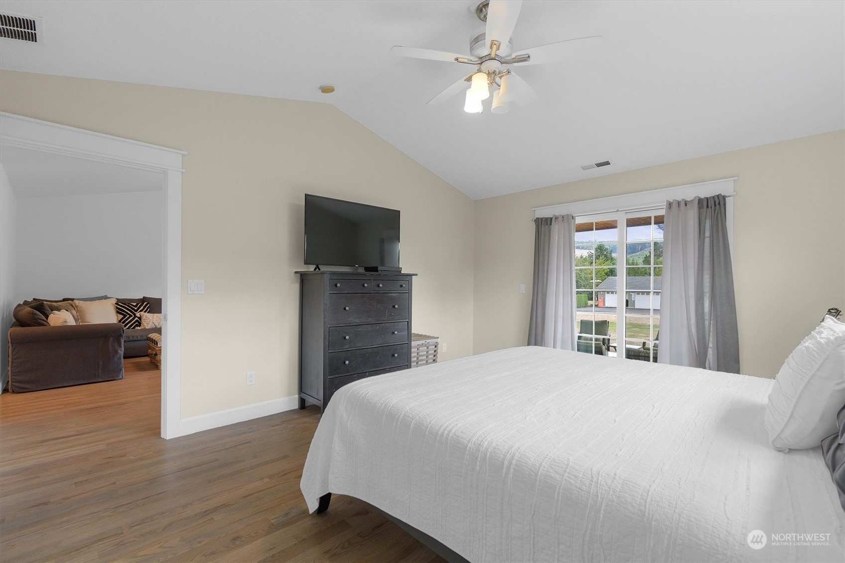 4606 Pleasant Hill Road Kelso, WA 98626 - Photo 38 of 40 Gallery Image 38