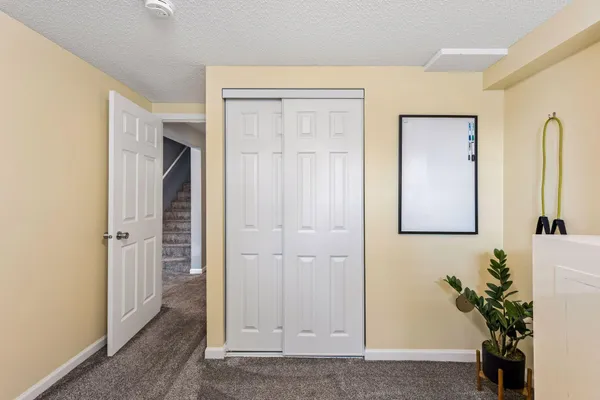 $350,000 | 319 Walnut Avenue Southwest, St. Michael, MN 55376