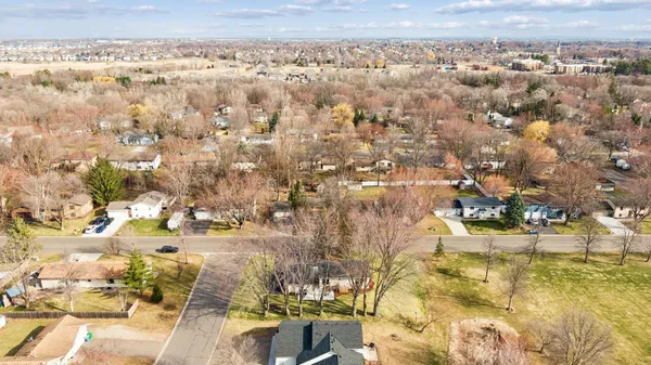 $350,000 | 319 Walnut Avenue Southwest, St. Michael, MN 55376
