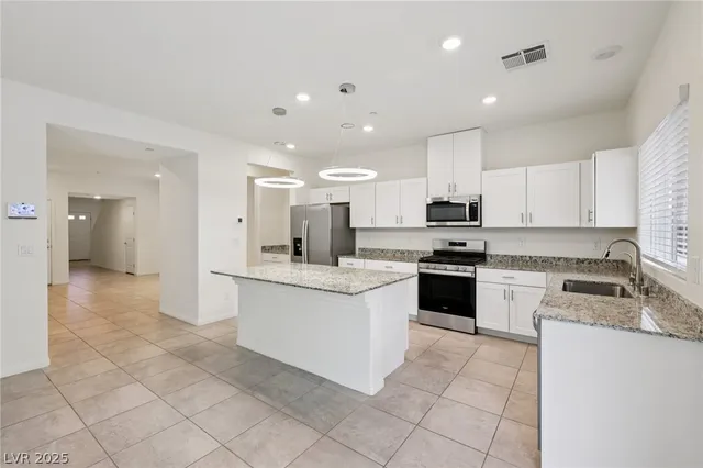 $2,895 | 10971 Meridian Fields Avenue, Las Vegas, NV 89166