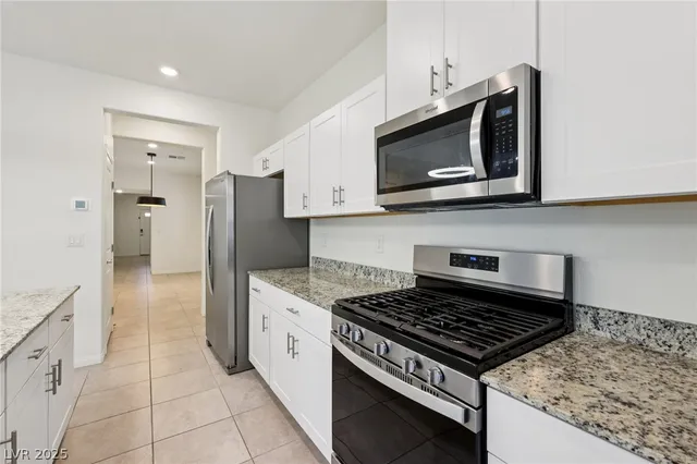 $2,895 | 10971 Meridian Fields Avenue, Las Vegas, NV 89166