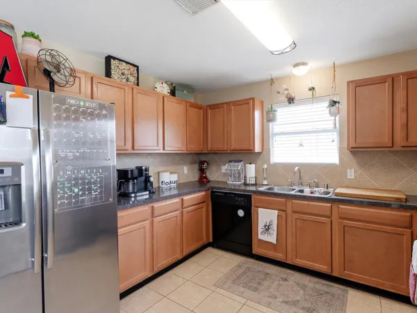 $2,000 | 15811 Sarasam Creek Court, Cypress, TX 77429