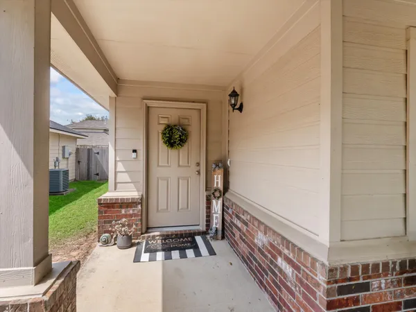 $2,000 | 15811 Sarasam Creek Court, Cypress, TX 77429