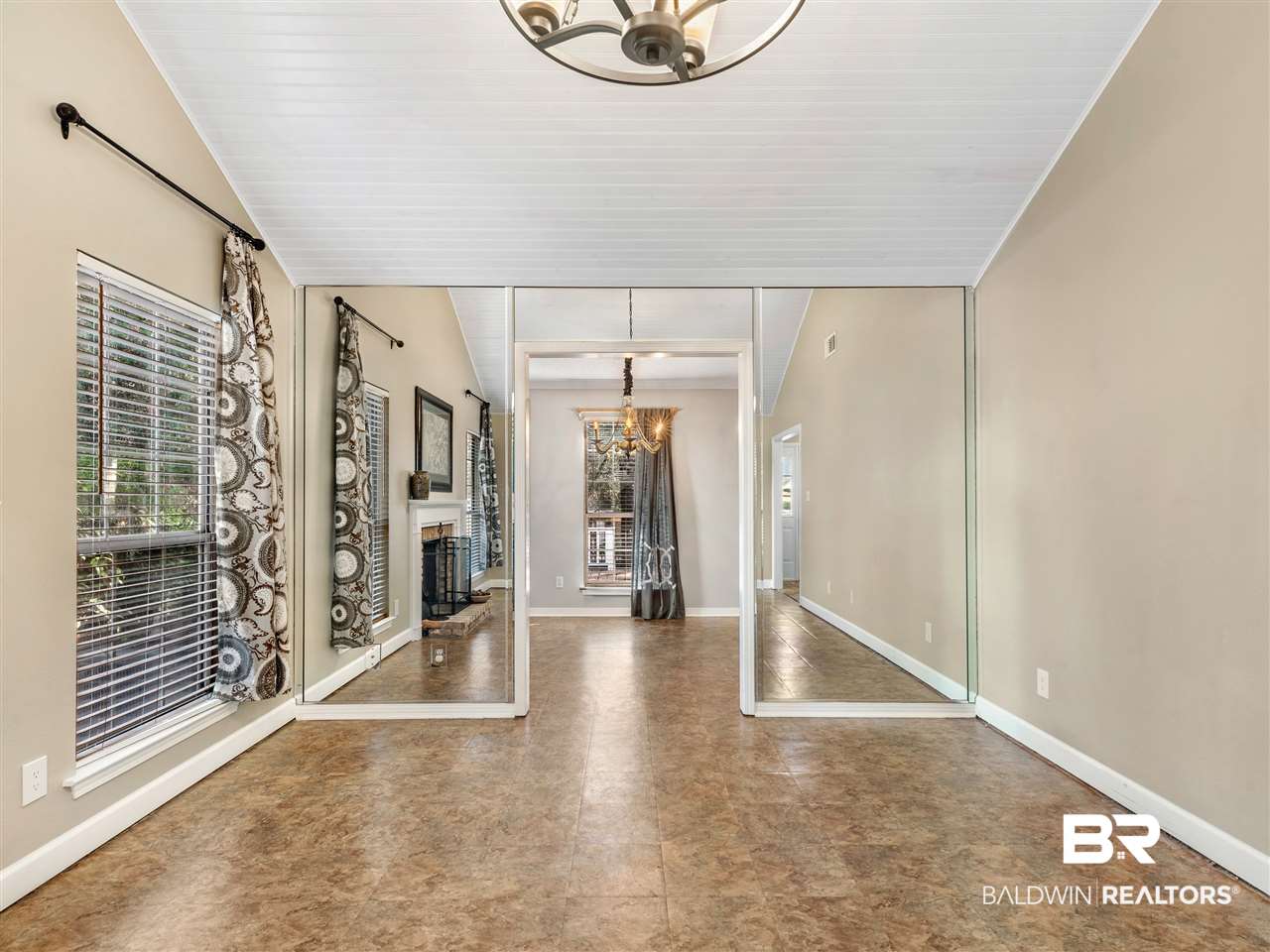 217 Ridgewood Drive Daphne, AL 36526 - Photo 14 of 41