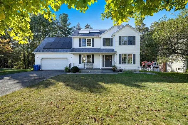 $575,000 | 31 Woodland Ridge, Southwick, MA 01077