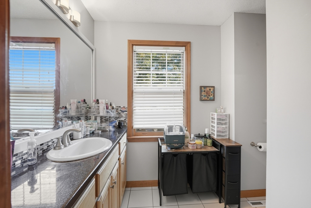 31 Woodland Ridge Southwick, MA 01077 - Photo 20 of 26