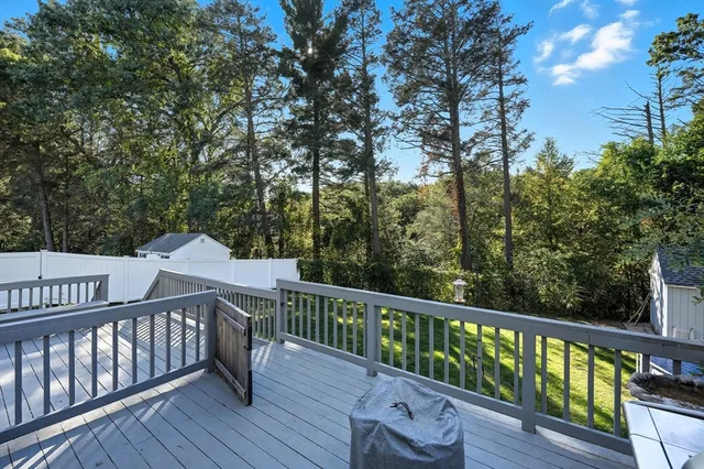 $575,000 | 31 Woodland Ridge, Southwick, MA 01077