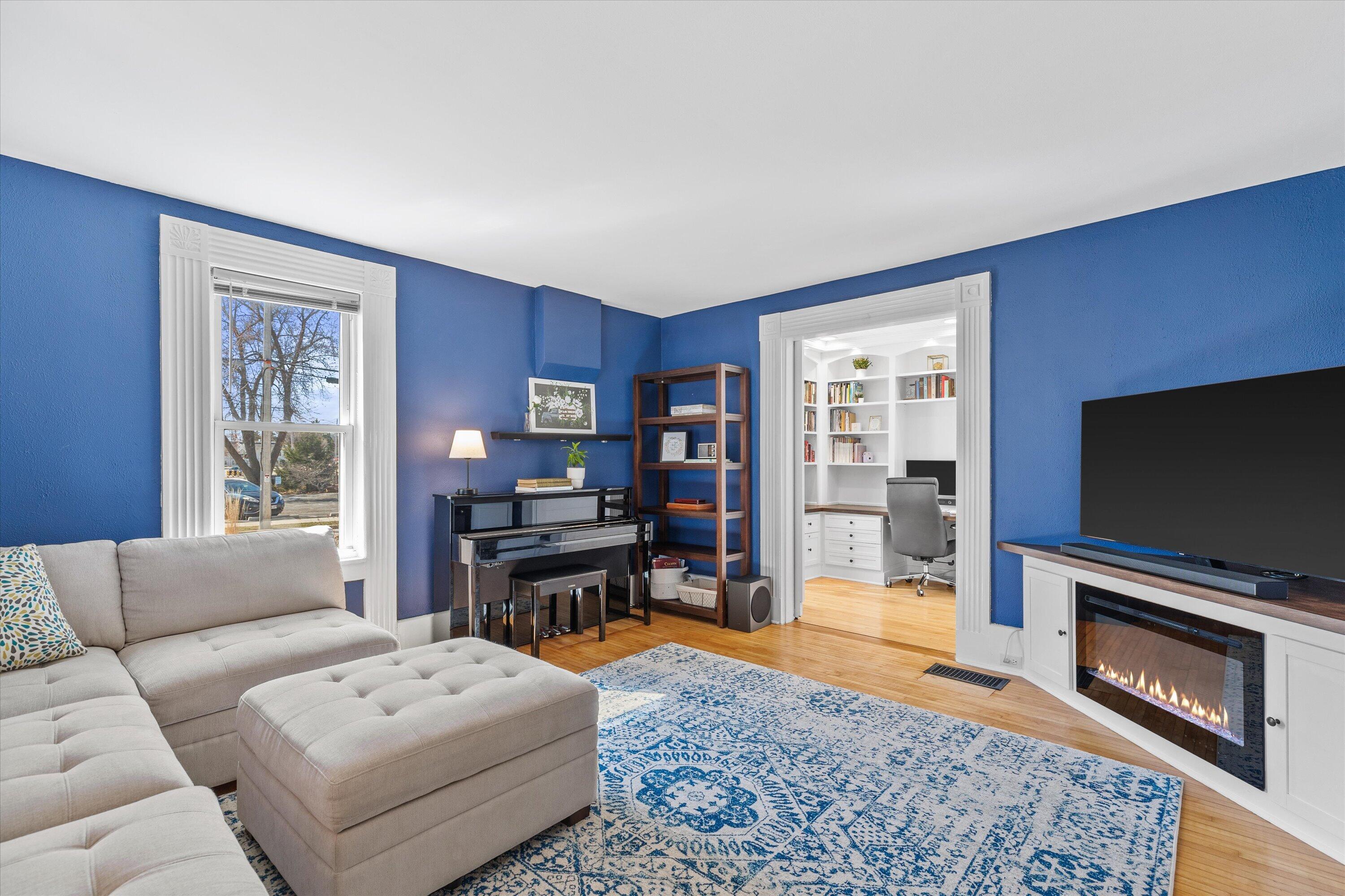 46 South Concord Road Oconomowoc, WI 53066 - Photo 17 of 64 31-0G8A8197