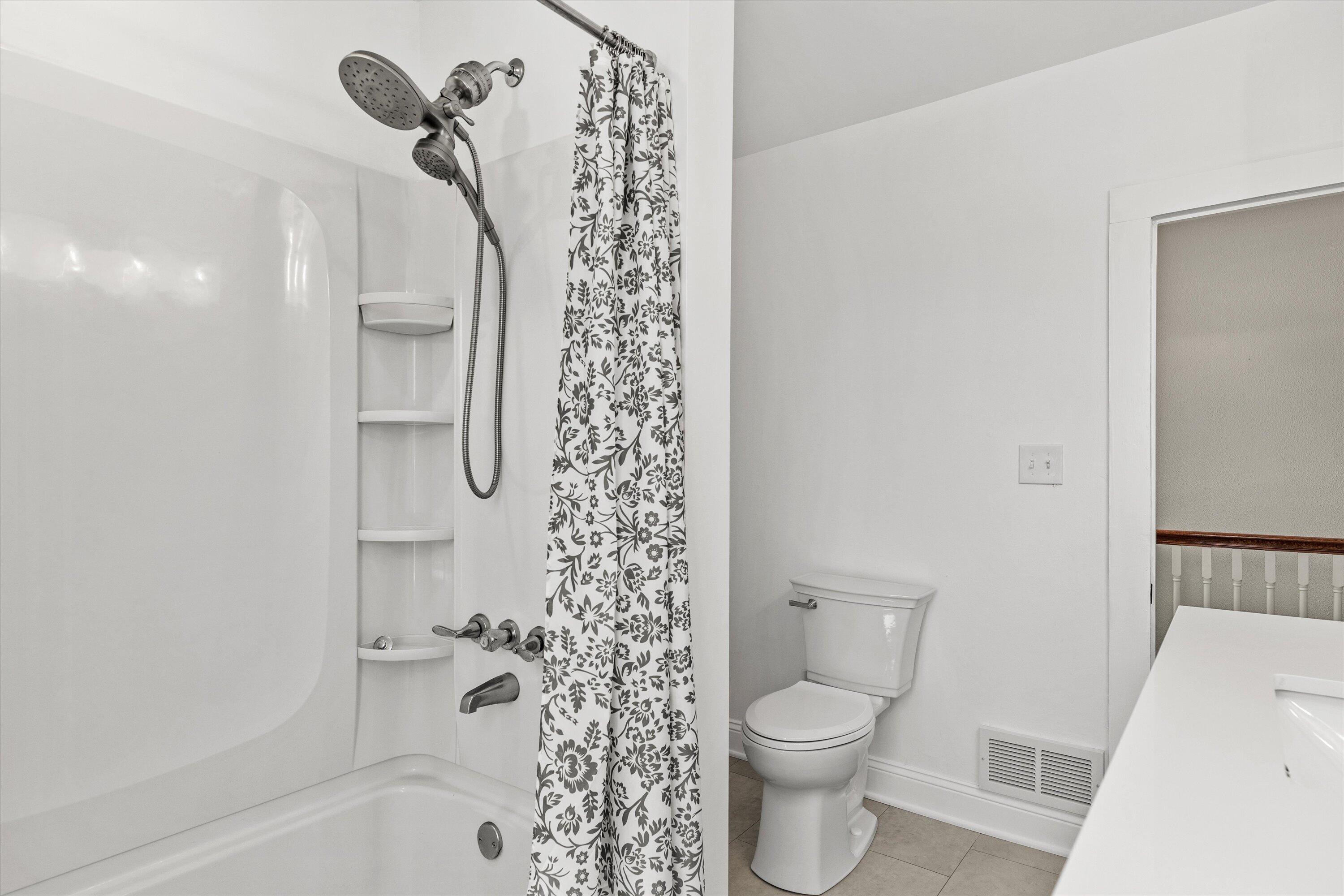 46 South Concord Road Oconomowoc, WI 53066 - Photo 25 of 64 37-0G8A8230