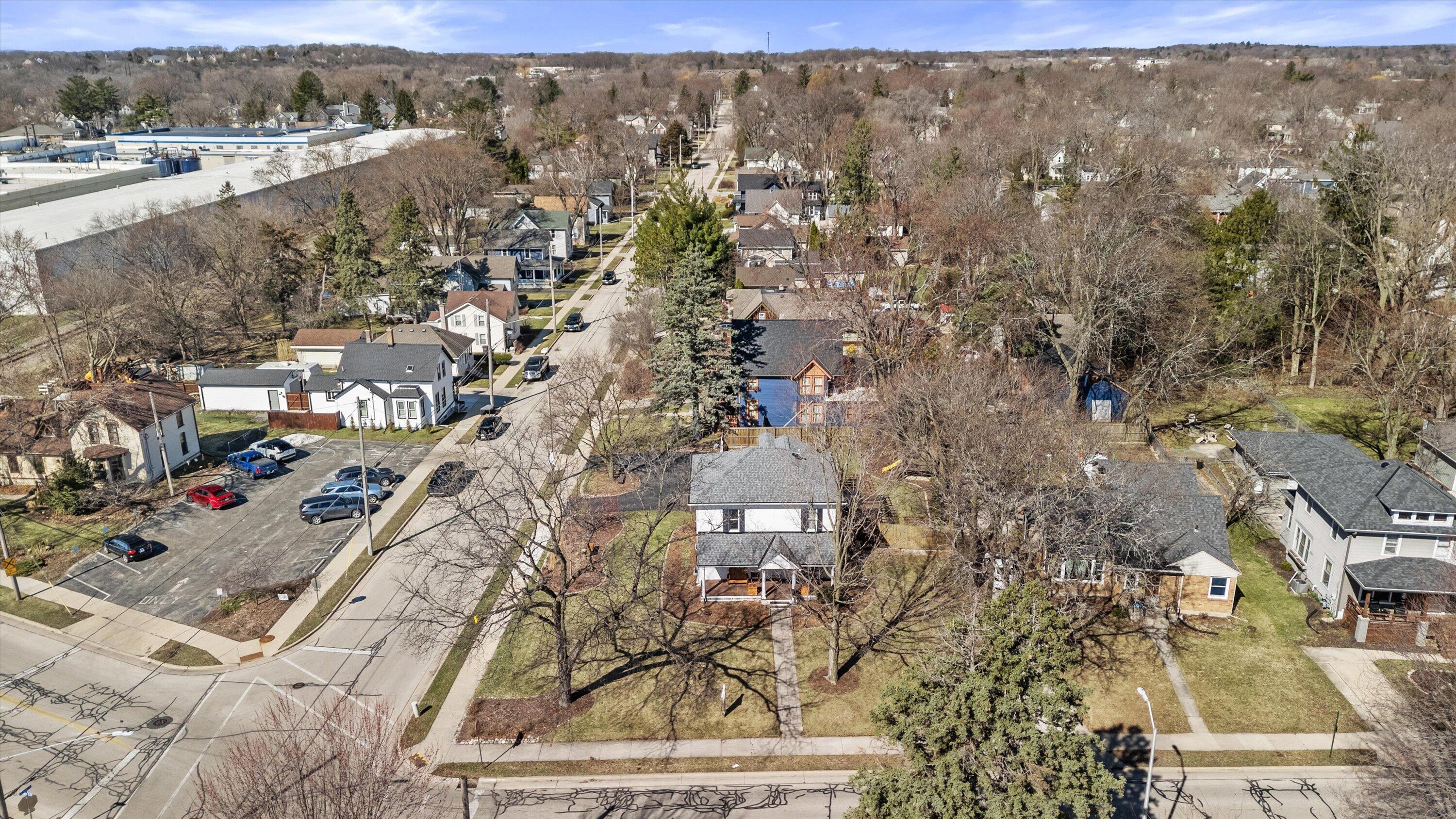 46 South Concord Road Oconomowoc, WI 53066 - Photo 46 of 64 52-DJI_20260323105845_0737_D