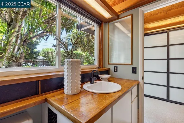 $1,390,000 | 1759 Crescent Drive, Walnut Creek, CA 94598