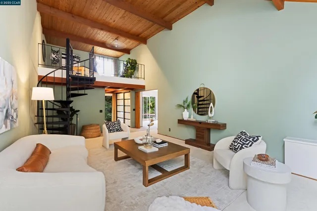 $1,390,000 | 1759 Crescent Drive, Walnut Creek, CA 94598