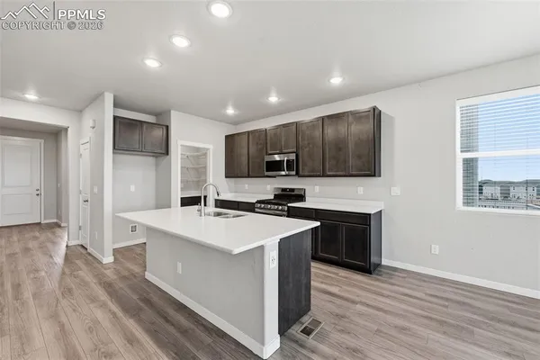 $520,000 | 5162 Roundhouse Drive, Colorado Springs, CO 80925