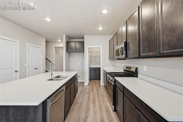 $520,000 | 5162 Roundhouse Drive, Colorado Springs, CO 80925