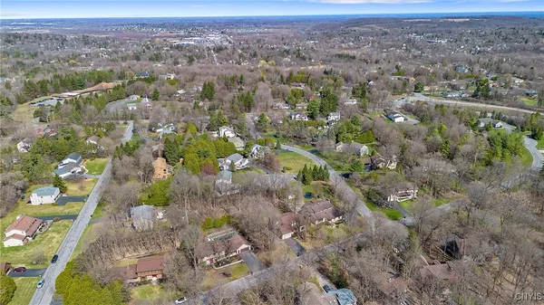 $659,900 | 7266 Wakefield Drive, Manlius, NY 13066