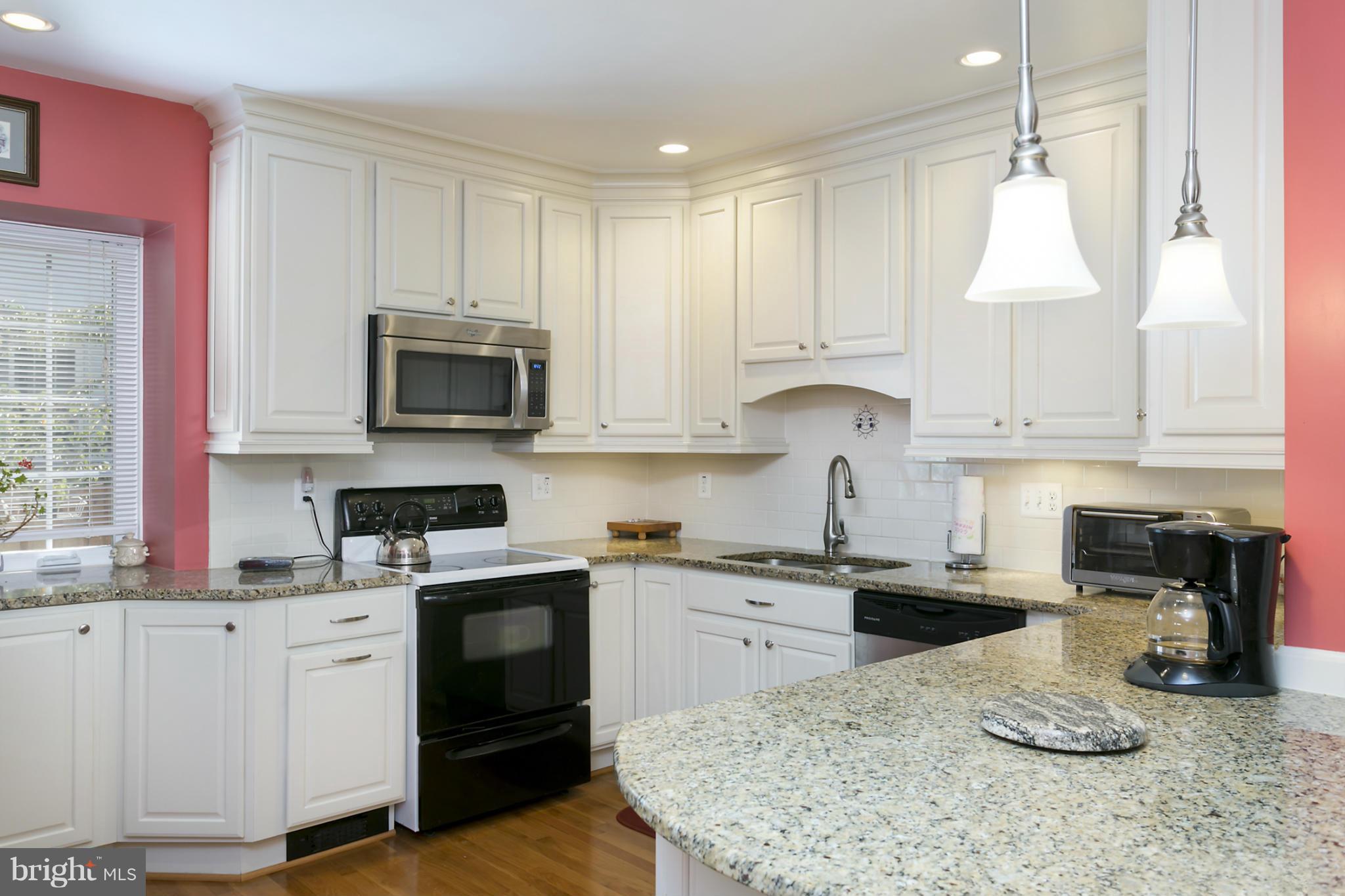 813 Wellington Road Baltimore, MD 21212 - Photo 9 of 30 Kitchen