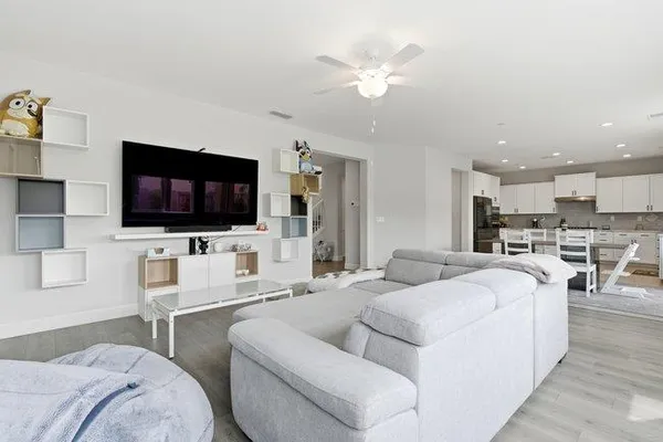$975,000 | 1096 Wildrose Court, Hollister, CA 95023