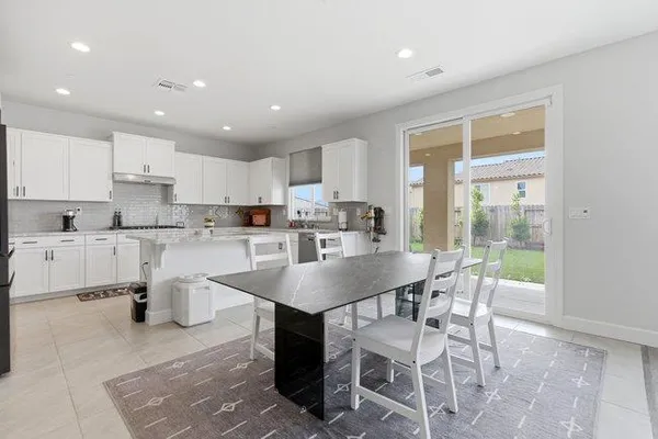 $975,000 | 1096 Wildrose Court, Hollister, CA 95023