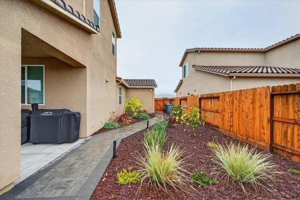 $975,000 | 1096 Wildrose Court, Hollister, CA 95023