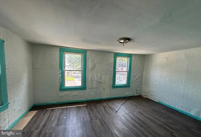 $210,000 | 198 West Avenue, Pitman, NJ 08071