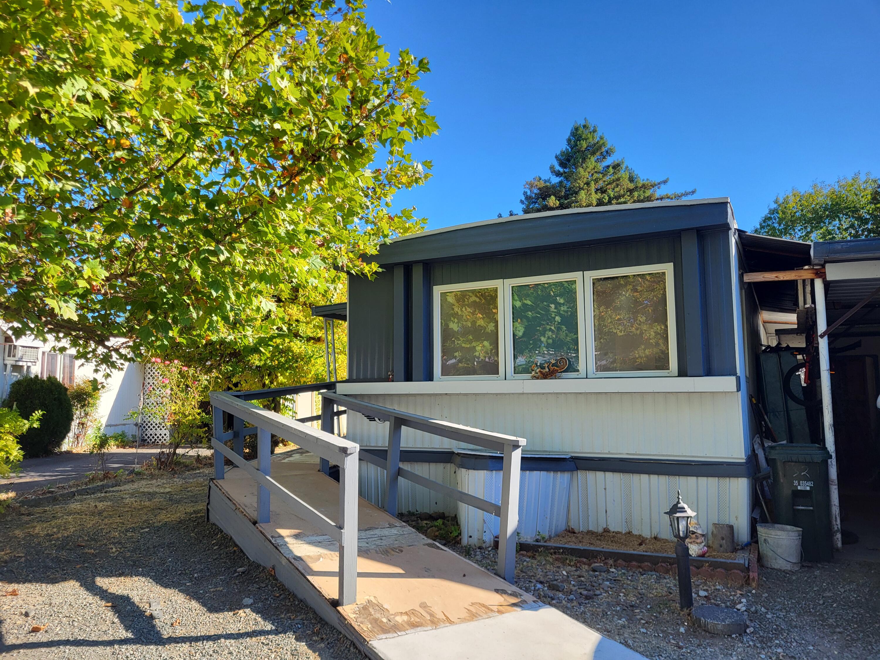 1241 Dowell Road, Unit 32 Grants Pass, OR 97527 - Photo 1 of 20 20241014_102405
