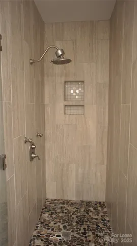 $2,500 | 2014 Rozzelles Ferry Road, Charlotte, NC 28208