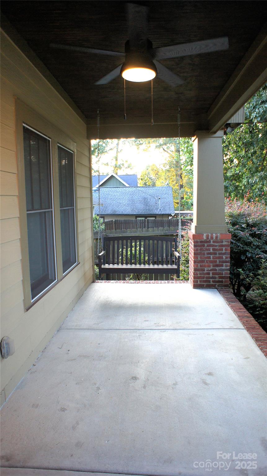 2014 Rozzelles Ferry Road Charlotte, NC 28208 - Photo 4 of 34