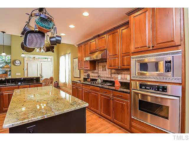 12328 Beestone Lane Raleigh, NC 27614 - Photo 6 of 25 Kitchen