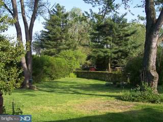 2400 Arden Road Cinnaminson, NJ 08077 - Photo 2 of 6