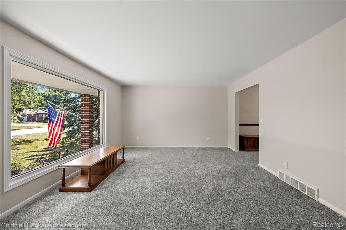 78 Carter Avenue Troy, MI 48098 - Photo 8 of 52 Unfurnished room featuring carpet