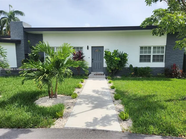$825,000 | 13751 Northeast 1st Avenue, Miami, FL 33161