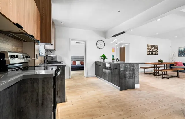 $825,000 | 13751 Northeast 1st Avenue, Miami, FL 33161