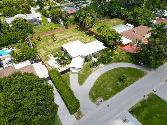 $825,000 | 13751 Northeast 1st Avenue, Miami, FL 33161