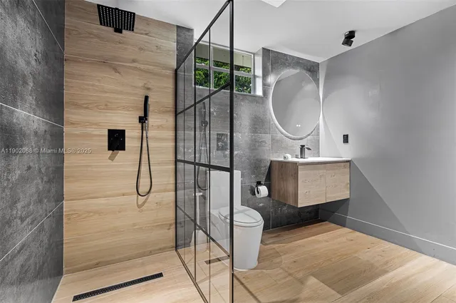 $825,000 | 13751 Northeast 1st Avenue, Miami, FL 33161