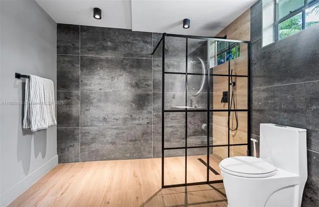 $825,000 | 13751 Northeast 1st Avenue, Miami, FL 33161