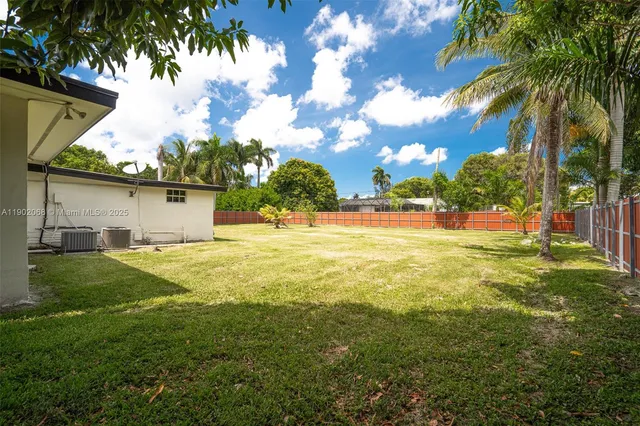 $825,000 | 13751 Northeast 1st Avenue, Miami, FL 33161