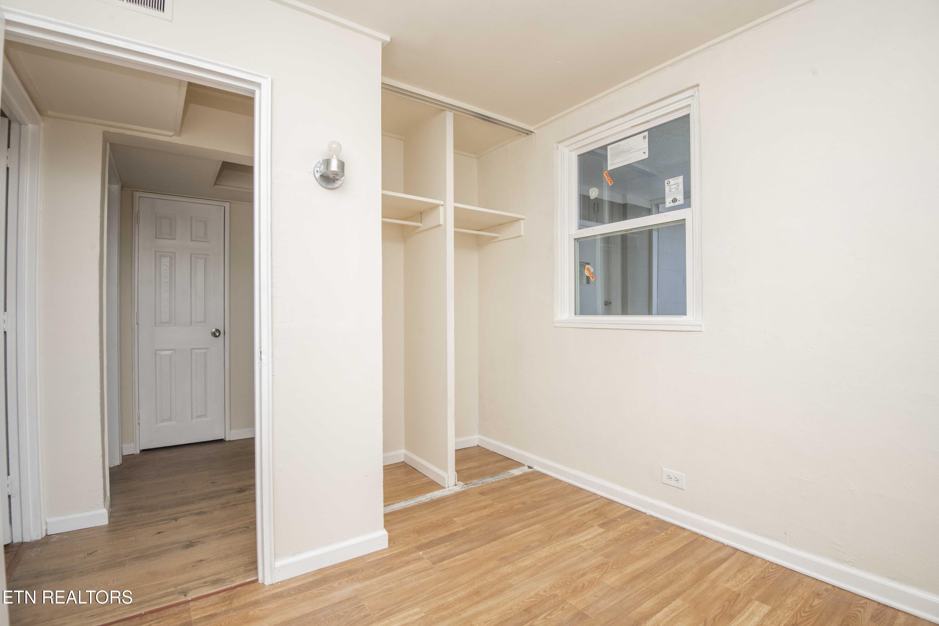 110 Paine Lane Oak Ridge, TN 37830 - Photo 22 of 37 second bed 2_1